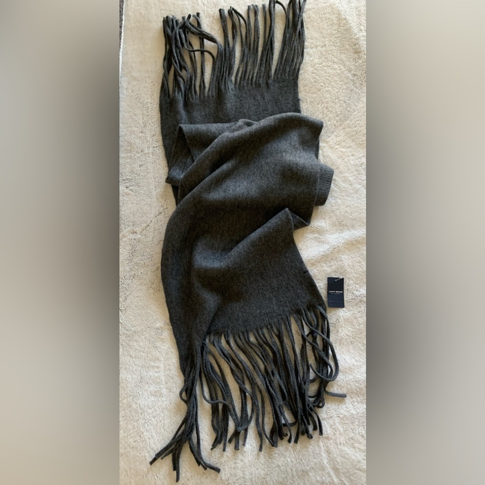 Brand New Lucky Brand Fringed Scarf